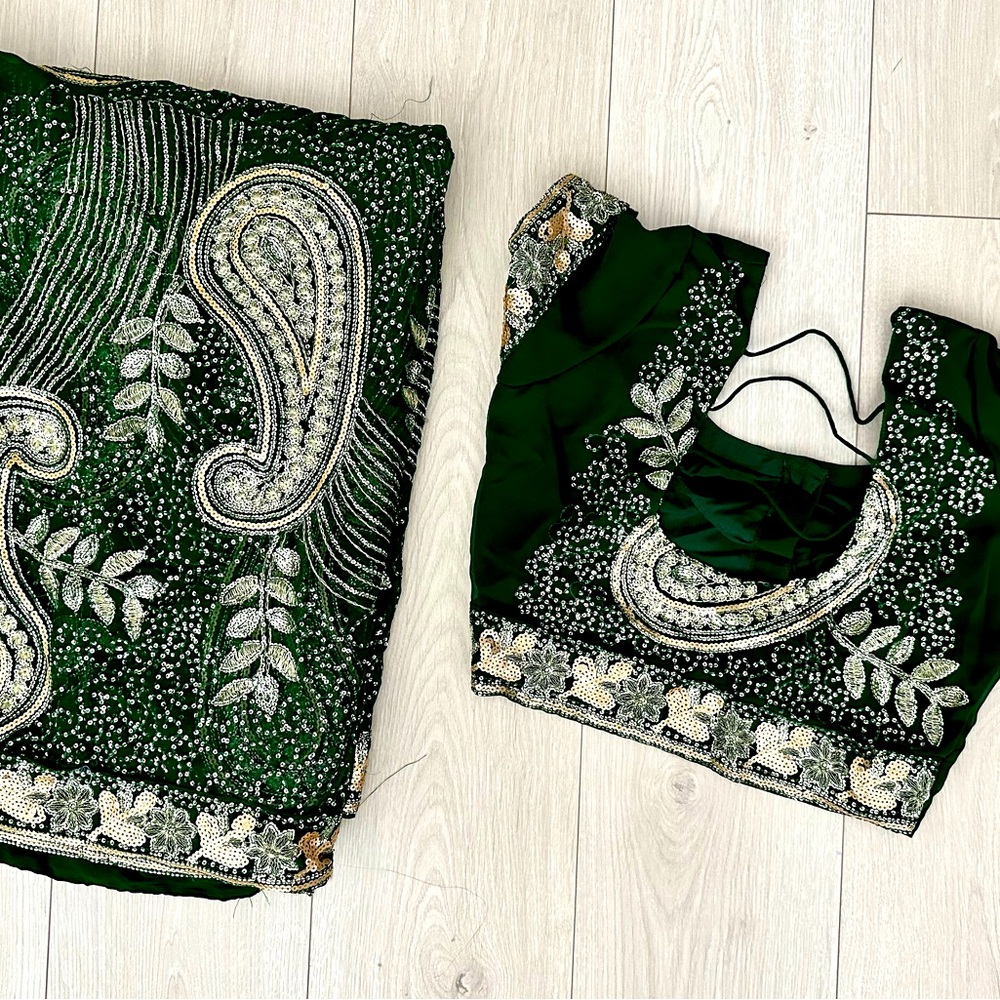 Hunter Green Ready Made Sari With Custom Blouse - image 1
